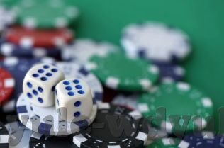 抢庄牛牛棋-抢庄牛牛棋，策略与智慧的博弈